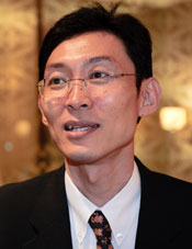 นายไพศาล ครุฑดำรงชัย 