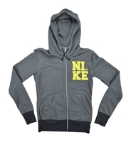 Nike Sportswear: Holiday ขบถฤดูหนาว
