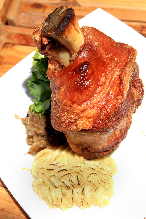 Bangkok Bistro Waterfront : ความสุขที่คุณดื่มได้