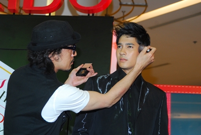 Bad Boy Looks หล่อกระฉากใจ