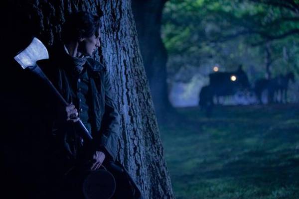 เรื่องเลือดสาด 'ลิงคอล์น' จัดให้ Vampire Hunter