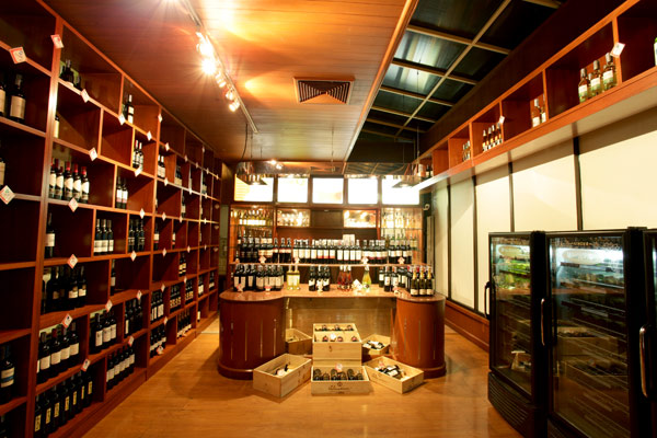 Wine Ninety-nine : บ้านหลังที่สองของคนรักไวน์