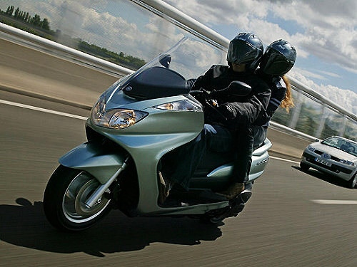 Big 4 Big Scooter เพื่อคนเมืองหัวใจสปอร์ต