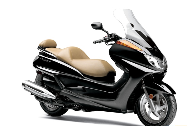 Big 4 Big Scooter เพื่อคนเมืองหัวใจสปอร์ต
