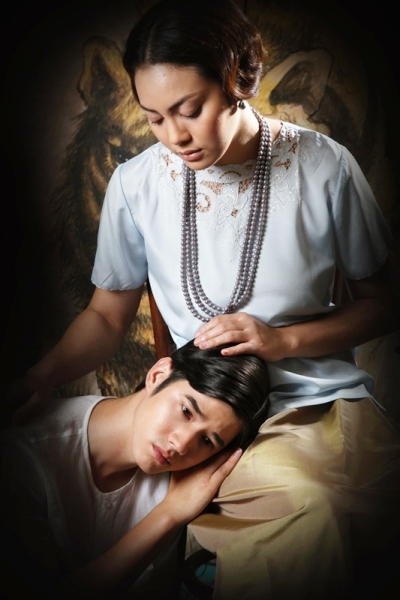 เทียบบทหวิวคุณบี๋ ระหว่าง ‘จงลี่ถี’ กับ ‘หญิง-รฐา’