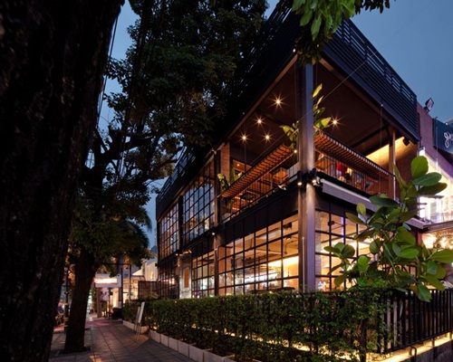 10 ร้านแฮงเอาต์ในบรรยากาศสุดคูล