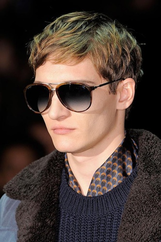 8 แว่นกันแดด หล่อ เท่ เหนือกาลเวลา