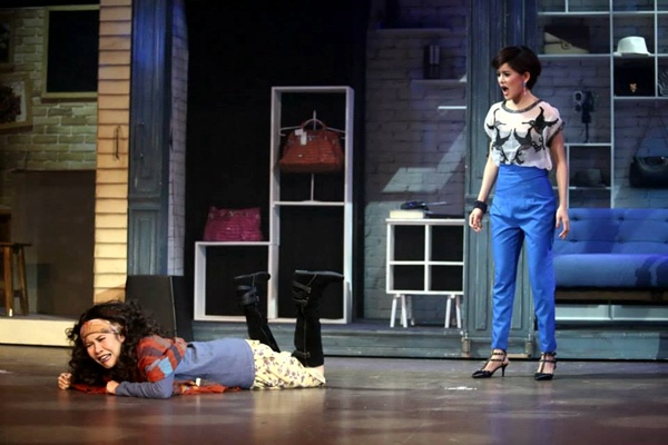 มนตร์ดำ คอมเพล็กซ์ : บริการไสยศาสตร์ทุกรูปแบบ