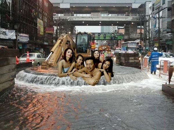 สื่อนอก ชาวเน็ต ล้อขำๆ Amazing Thailand ท่อแตกกลางกรุง