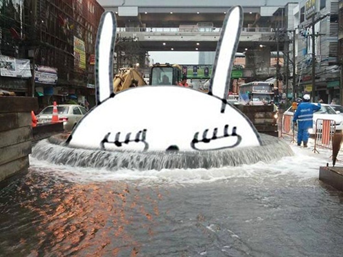 สื่อนอก ชาวเน็ต ล้อขำๆ Amazing Thailand ท่อแตกกลางกรุง