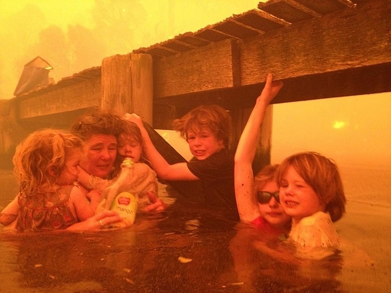 หนึ่งภาพ แทนคำนับพัน : 45 ภาพทรงพลังอย่างแรงแห่งปี!! (ชุดที่ 1)
