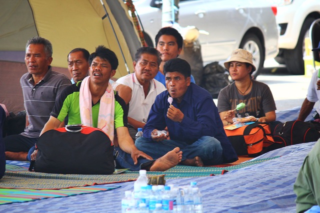จากนามาทวงหนี้ เปิดแนวรบกระดูกสันหลังของชาติ (ชมภาพ)