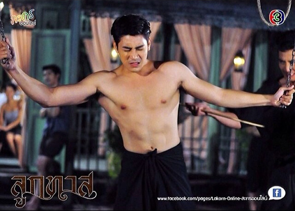 ซิกแพกทะลุจอ! พิมพ์นิยมละครไทยสมัยหวิว สยิวกิ้ว