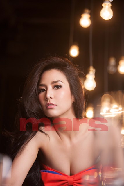 ฟินเกินร้อย กับสาว ‘จั๊กจั่น’ ในแฟชั่นสวยเซ็กซี่