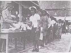 ขอดเกร็ดประวัติศาสตร์-การเมือง จากหนังหม่อมน้อย