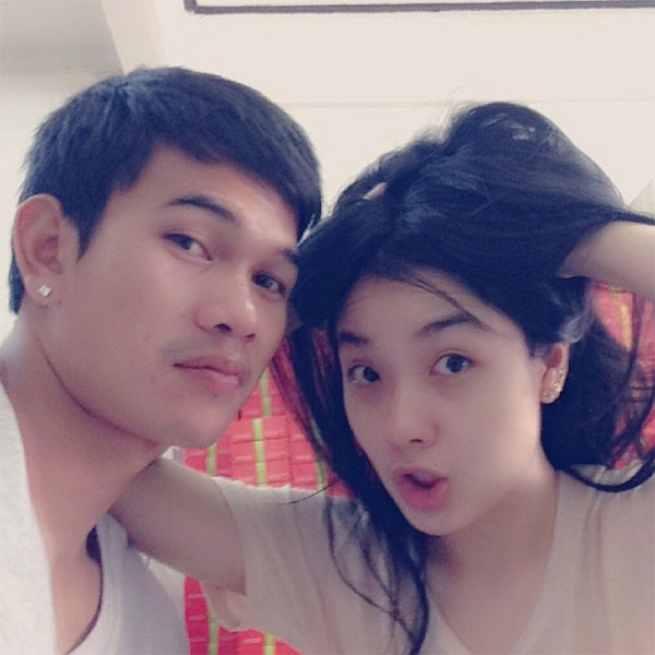ส่องหวานใจนักเตะช้างศึกชุดซูซูกิคัพ 2014