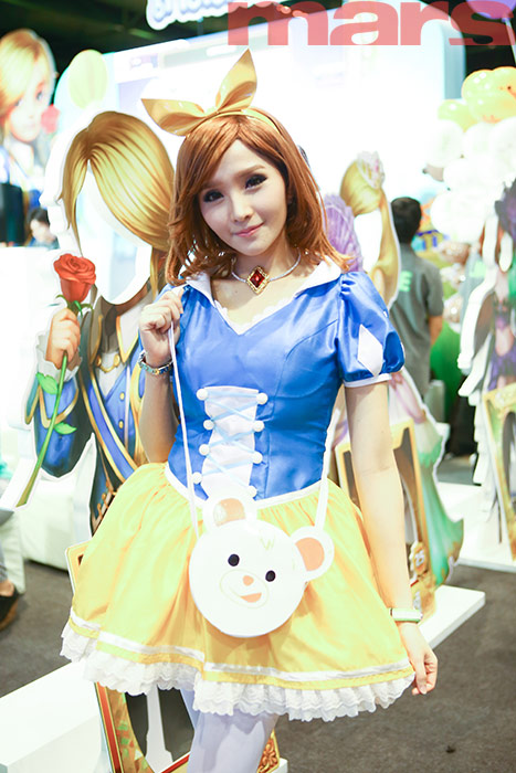 ส่องพริตตี้จากงาน Thailand Mobile Expo 2015