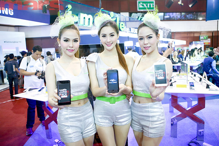ส่องพริตตี้จากงาน Thailand Mobile Expo 2015