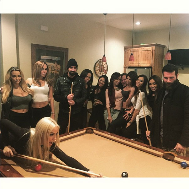 อัพเดตภาพน่าอิจฉาของเพลย์บอยคิง ‘Dan Bilzerian’