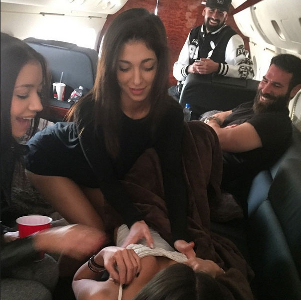 อัพเดตภาพน่าอิจฉาของเพลย์บอยคิง ‘Dan Bilzerian’