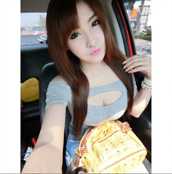 ‘Sexy girls on board’ ใครจะไปยกมือขึ้น...