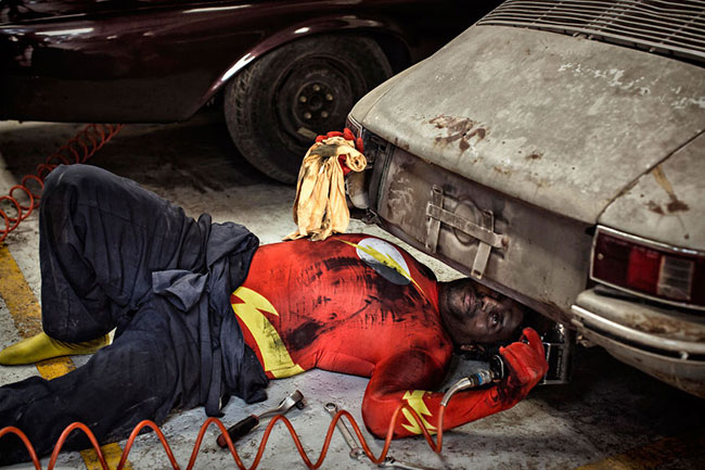 มาดูซูเปอร์ฮีโร่ในโลกความจริง กับ ภาพถ่ายชุด ‘We Can Be Heroes’