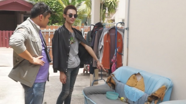  นายศตวรรษ วงศ์กอง อายุ 25 ปี ผู้เสียหาย