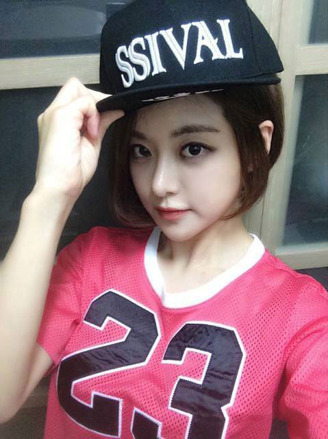12 ดีเจหุ่นแซบเอาใจหนุ่มสาย ‘ตื๊ด’