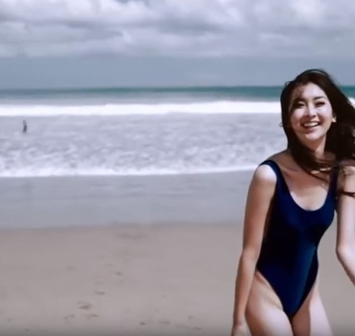 เปิดภาพพร้อมคลิป  เว้าสูงสุดหวิว!  Miss  International  2017  ‘เควิน  ลิลเลียนา’