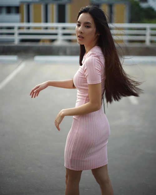 สตรองแรง ‘เบเบ้  ธันย์ชนก’ กล้ามเด้งๆ นี้ได้แต่ใดมา