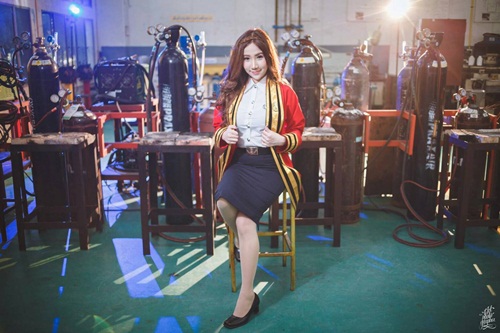 จากเด็กล้างจาน/ครูสอนเด็กช่างกล สู่พริตตี้ดีกรีเงินล้าน  ‘ปลาทู รุ่งนภา’