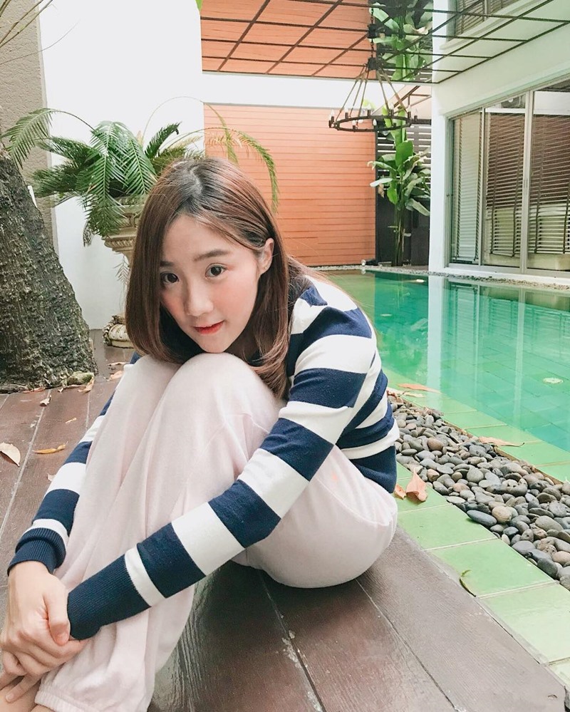 ‘ลิลลี่ วรัญญา’ ว่าที่คุณหมอสุดน่ารัก ที่หนุ่มๆ เห็นแล้วอยากบริจาคดวงใจ?