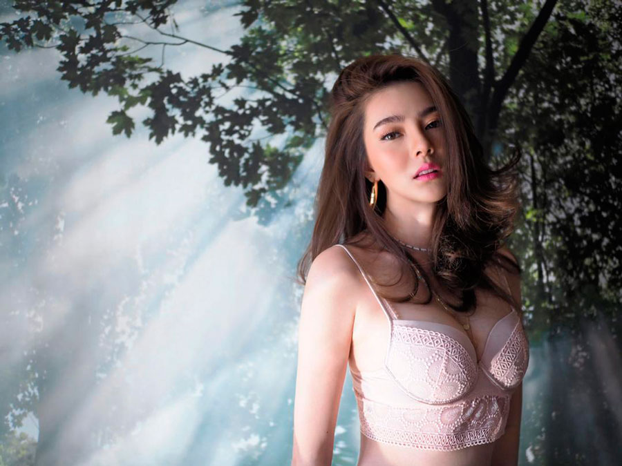 เซ็กซี่ เปรี้ยว แซบ ในแบบ ‘ดิว อริสรา’