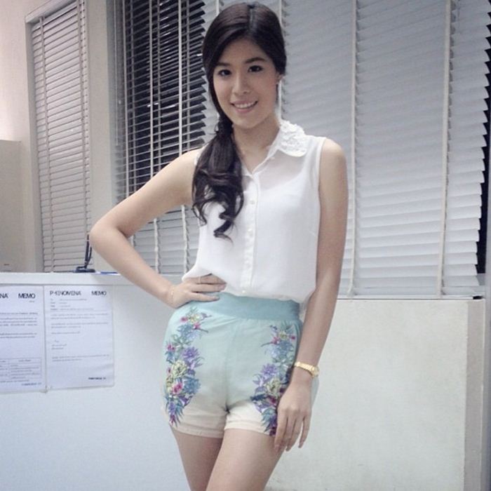 วาร์ปแซบ ‘หมวยลี่ AF11’ หลังม่านข่าวลือกิ๊ก ‘โป๊ป ธนวรรธน์’