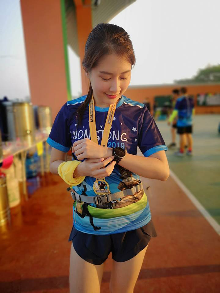 ความน่ารักเกินค่ามาตรฐาน! พยาบาลสาวนักวิ่งคนสวย ‘น้องปอย น้ำล้อม’