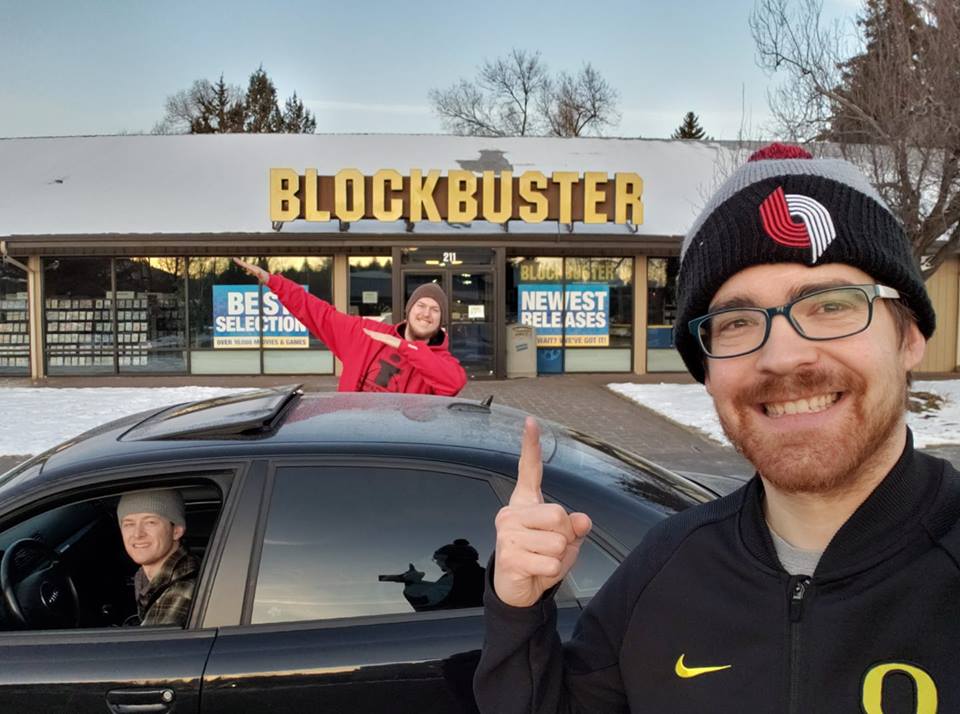 เฮ้ย! รอดได้ไง ร้านเช่าวิดีโอ ‘Blockbuster’ แห่งสุดท้ายของมนุษย์โลก!!