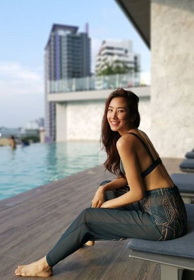 น่ารักเกินใครเมื่อมาในชุดบิกินี  นางฟ้านักปั่น ‘กอล์ฟ สุรัมภา’