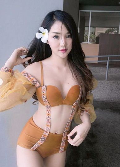วาร์ปชุด 2 นางเอกบักแตงโม โชว์ทูพีชท้าแดด