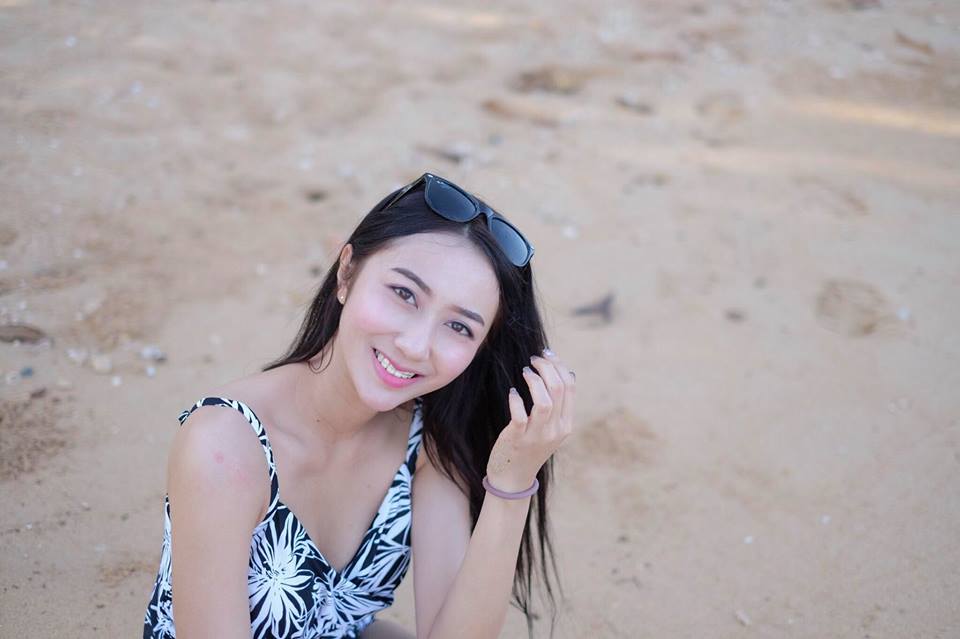 เปิดมุมเซ็กซี่ ‘ลูกพีช พิมลพรรณ’ แฟนสาว ‘จ่าลอด ไทบ้านเดอะซีรีย์’
