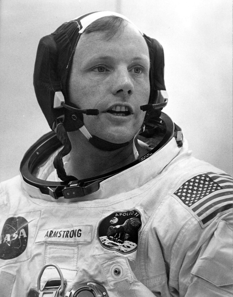 ภาพ นีล อาร์มสตรอง เมื่อ 15 ก.ค.1969 เตรียมก่อนเดินทางไปดวงจันทร์ 1 วัน (์NASA / HO / AFP)