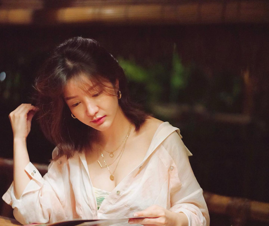 เปิดภาพปัจจุบัน และย้อนรอยแฟชั่นบิกินี่พริตตี้เงินล้าน ‘สต็อป ณัฐฐา’ กับ marsmag