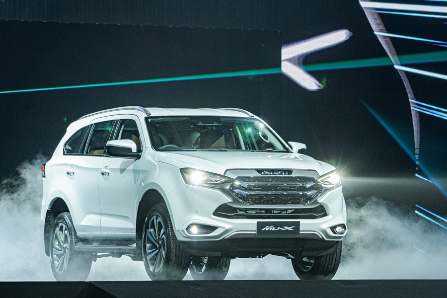 ALL-NEW   ISUZU   MU-X...ORIGINALITY   REDEFINED