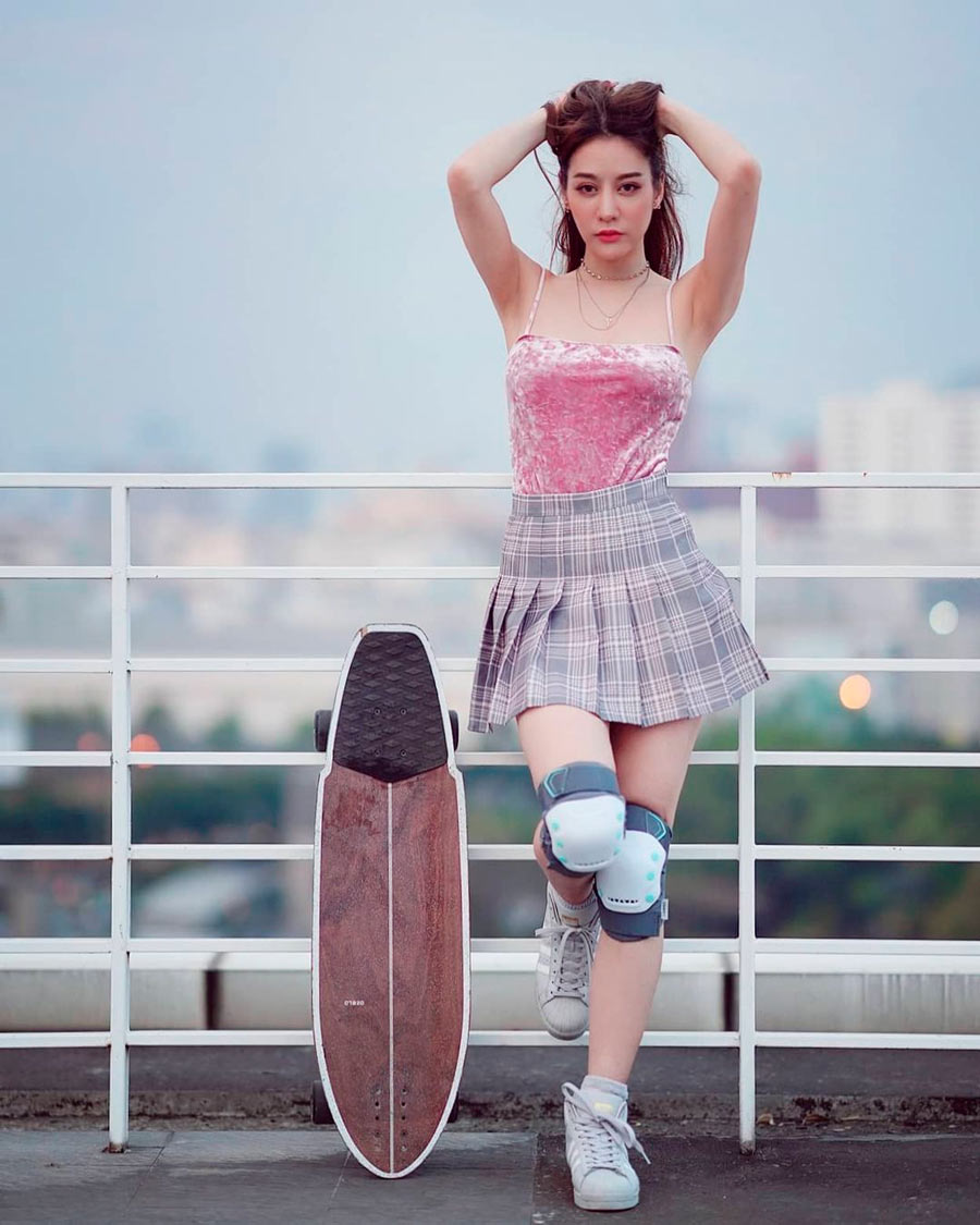 สาวๆ กับ Surf Skate ไลฟ์สไตล์ของคนคูลๆ พ.ศ. นี้นิยมเล่นกัน