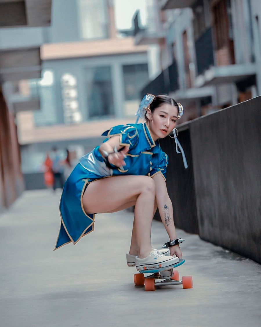 สาวๆ กับ Surf Skate ไลฟ์สไตล์ของคนคูลๆ พ.ศ. นี้นิยมเล่นกัน