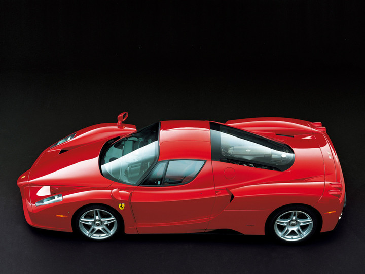 Ferrari Enzo ปี 2003 สร้างสถิติขาย 3.8 ล้านดอลล่าร์ (125 ล้านบาท)