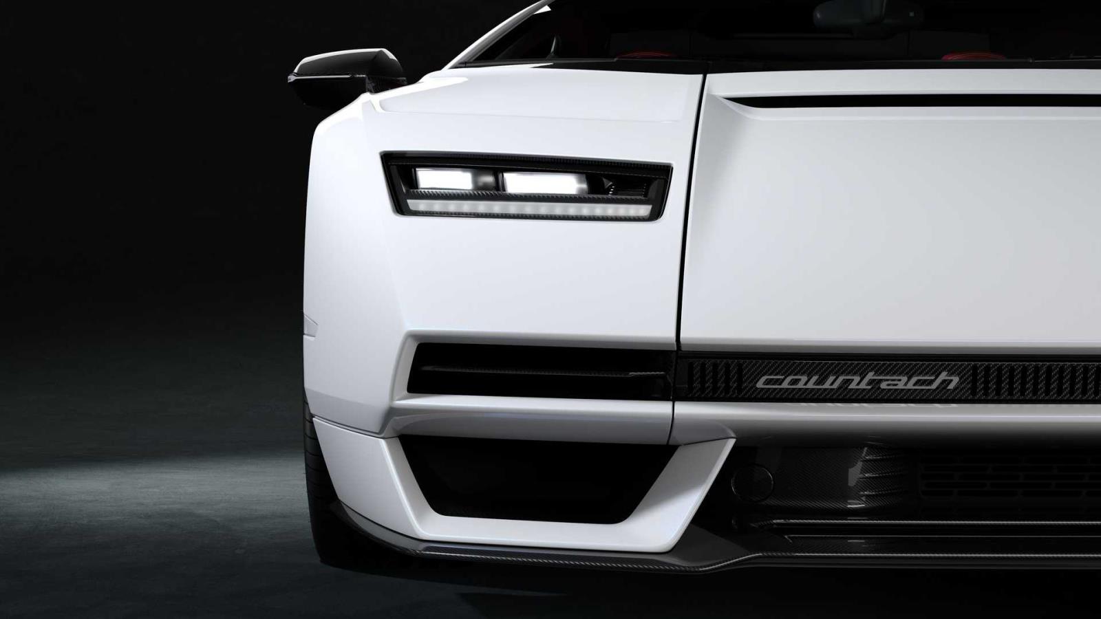 The Countach LPI 800-4 ตำนานที่รุ่งเรืองในปัจจุบัน