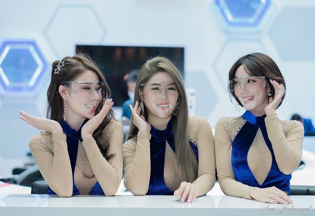 เก็บตก...ซูมกันชัดๆกับพริตตี้ยุค New Normal ในงาน MOTOR EXPO 2021