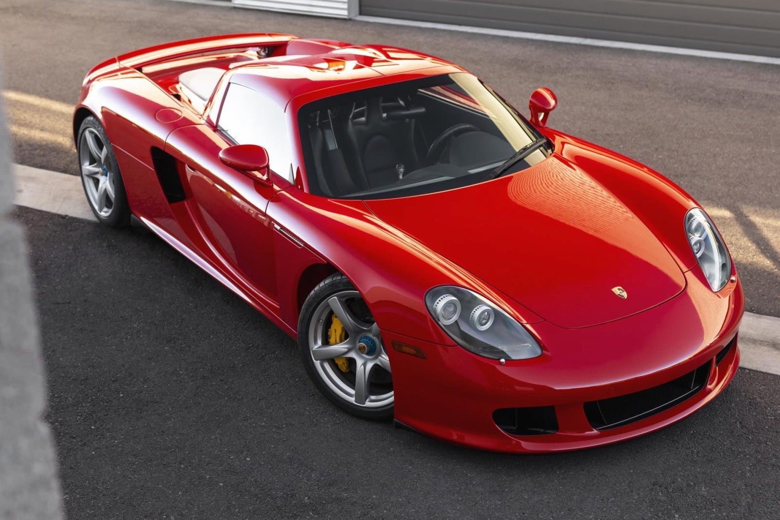 2004 Porsche Carrera GT สุดคลาสสิคของโลก คันที่ 154 จาก 1,270 สัมผัสพื้นเพียง 27 ไมล์ราคา 3.5 ล้านเหรียญ
