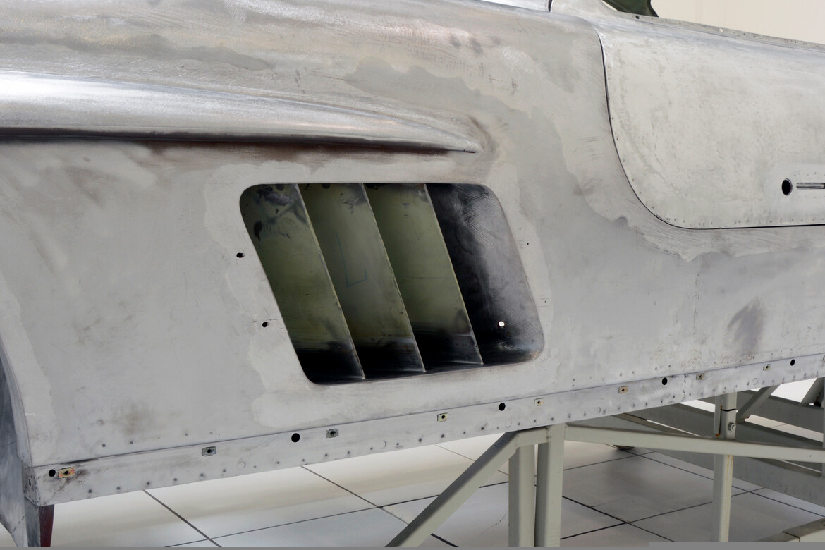 300 SL GULLWING(W 198) งานฝีมือรีสโตร์จากผลงาน BRABUS CLASSIC 6-STAR