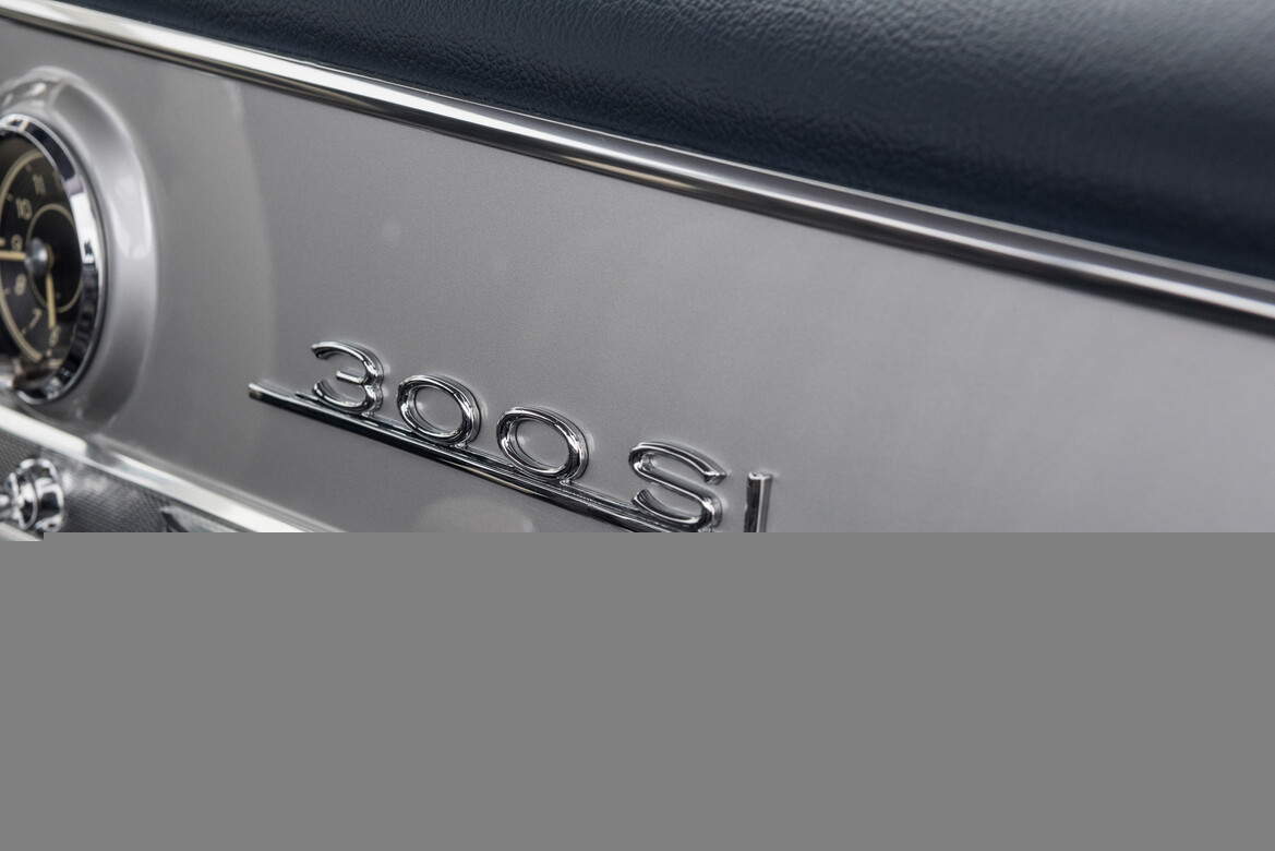 300 SL GULLWING(W 198) งานฝีมือรีสโตร์จากผลงาน BRABUS CLASSIC 6-STAR